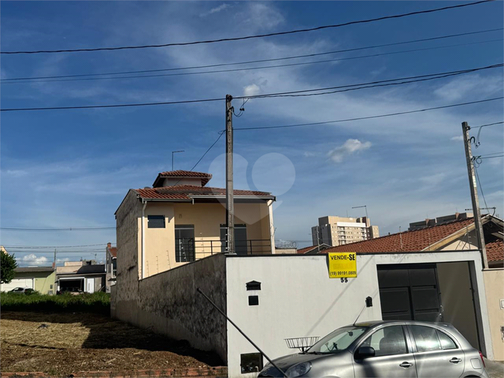 Foto REO1067176