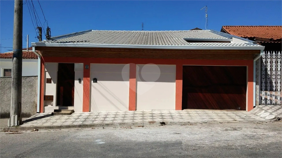 Foto REO1067535