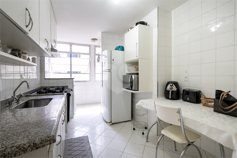 Venda Apartamento São Paulo Paraíso REO1067733 14