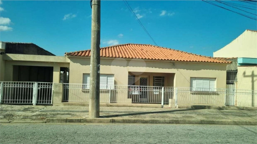Foto REO1067904