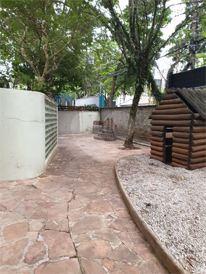 Foto REO1067930