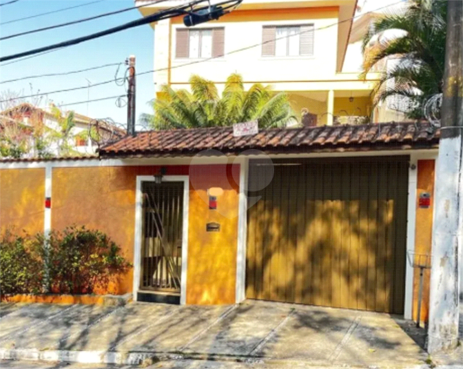 Foto REO1068025