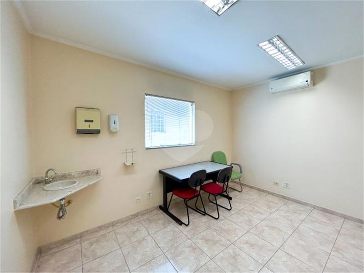 Aluguel Prédio inteiro São Paulo Vila Azevedo REO1068155 11