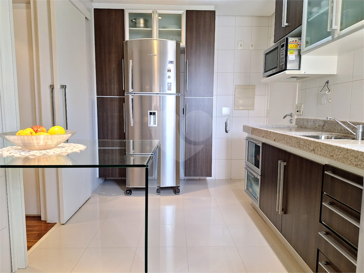 Cozinha espaçosa