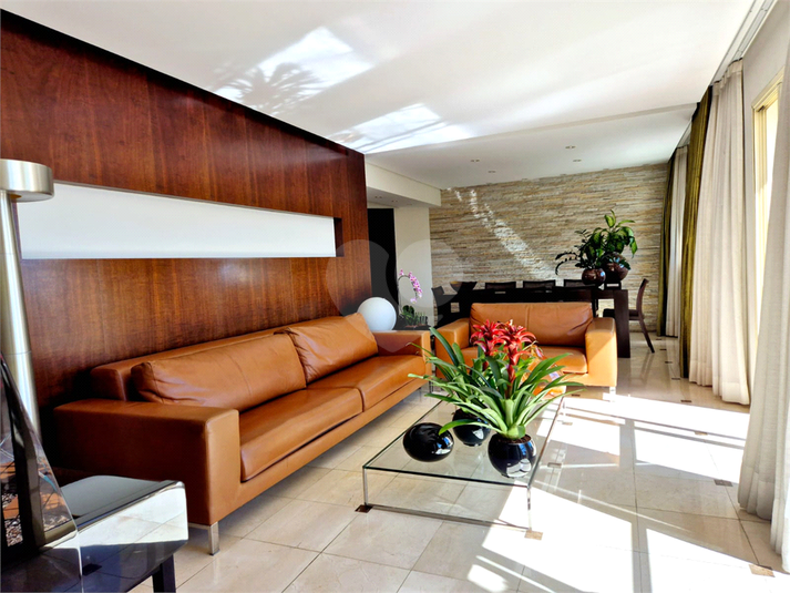 Foto REO1068452