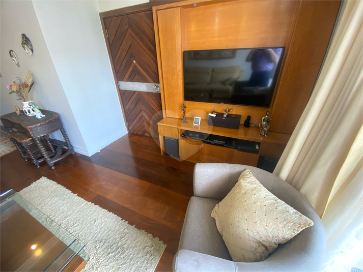 Foto REO1068491