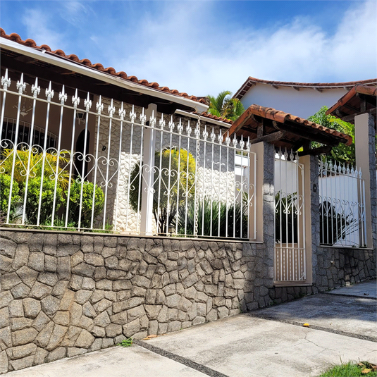 Foto REO1068748