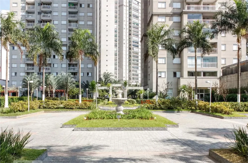 Foto REO1069001