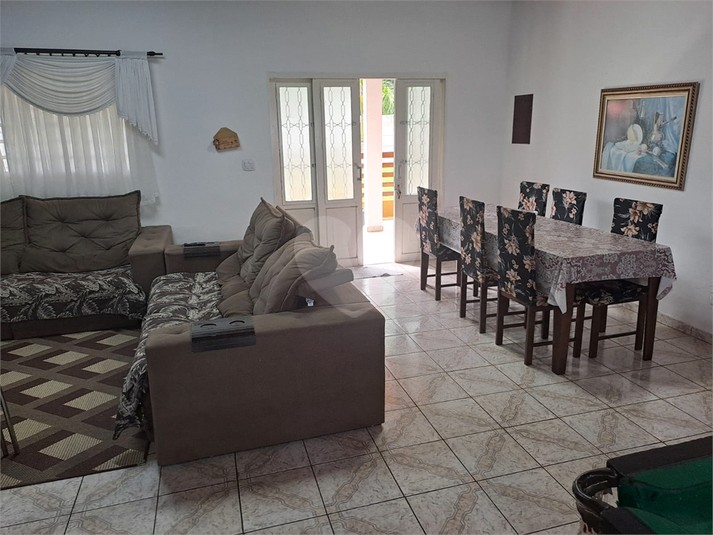 Foto REO1069325