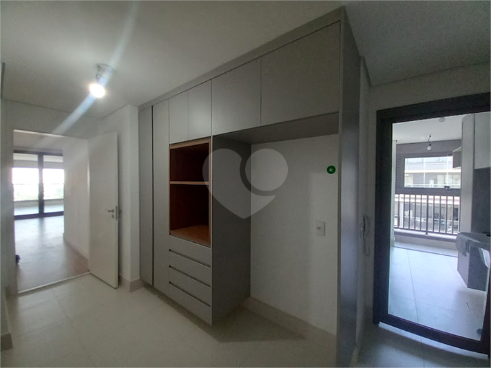 Foto REO1069425