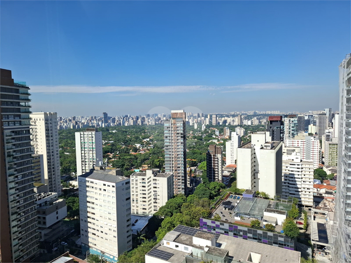 Foto REO1069519