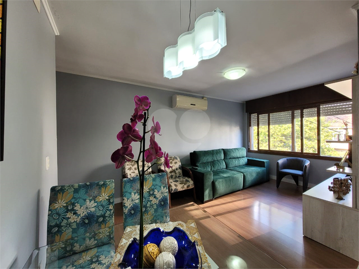 Venda Apartamento Porto Alegre São João REO1069796 3