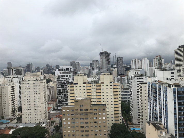 Foto REO1069926