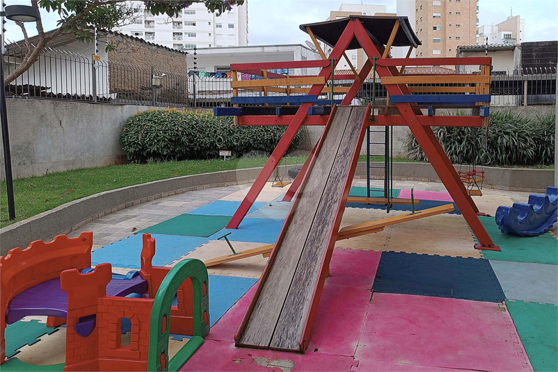 Foto REO1070609