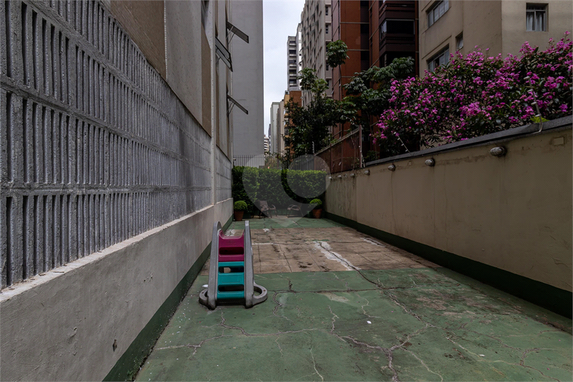 Foto REO1070636