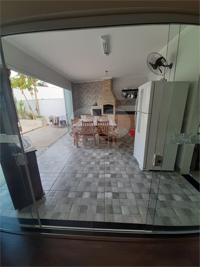 Foto REO1070698