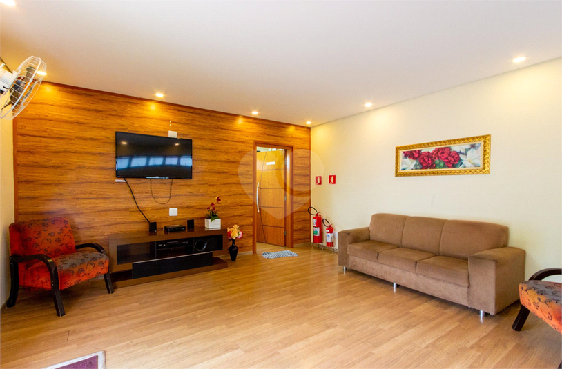 Foto REO1070711