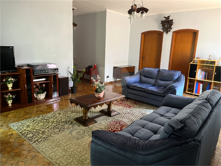 Foto REO1070799