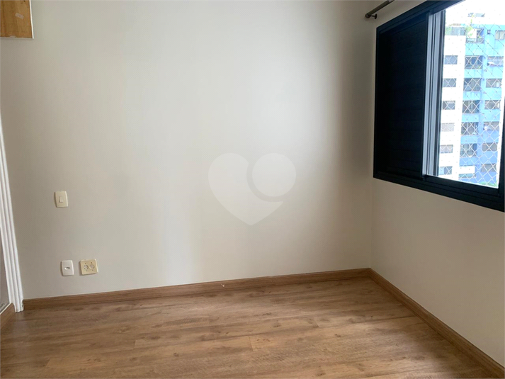 Foto REO1070888