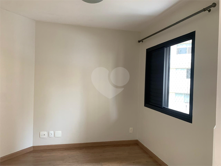 Foto REO1070888