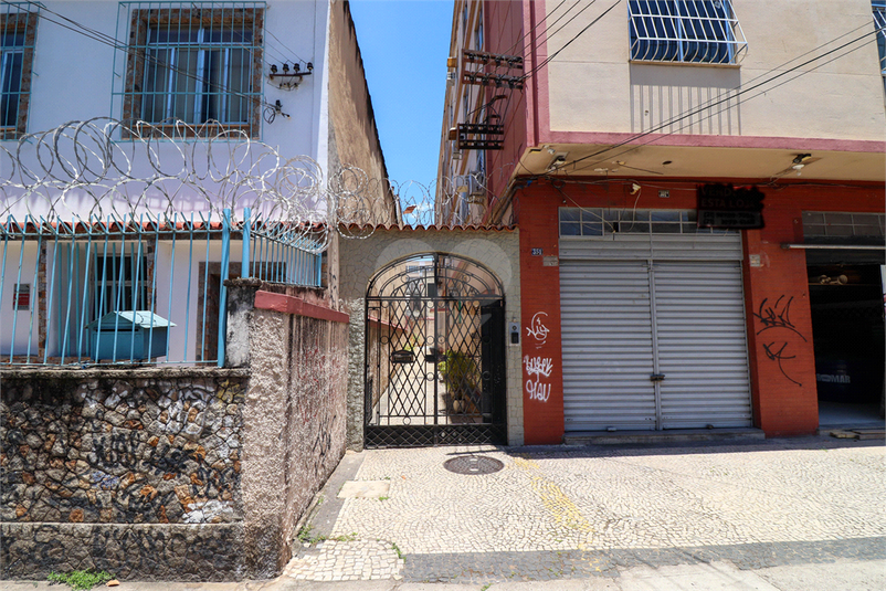 Foto REO1071701
