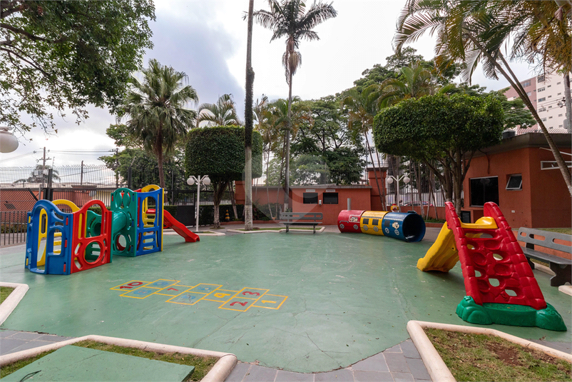 Foto REO1071731