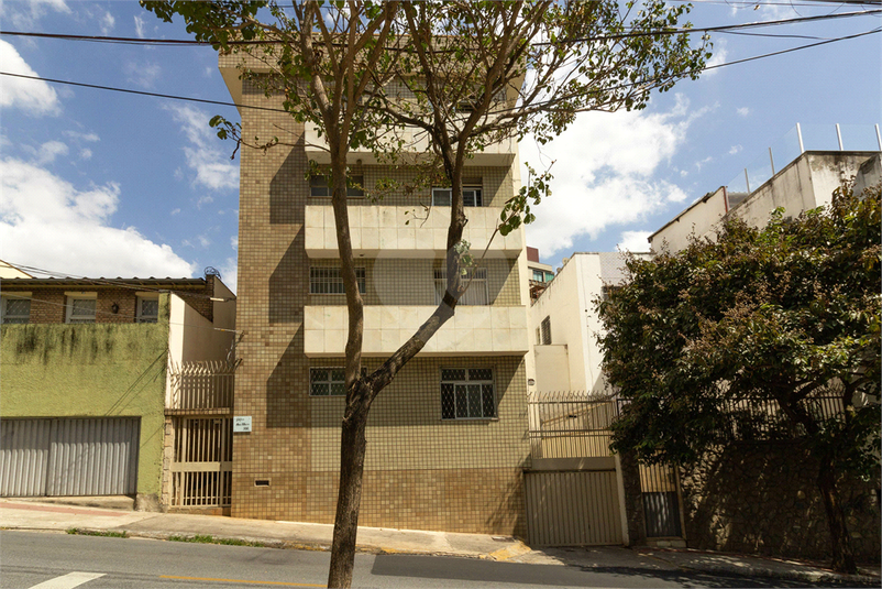 Foto REO1071800