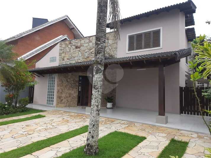 Foto REO1072086