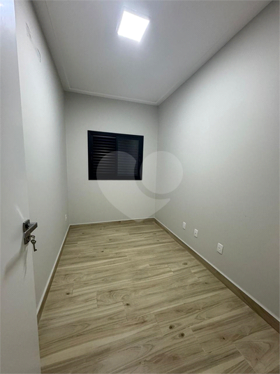 Foto REO1072126