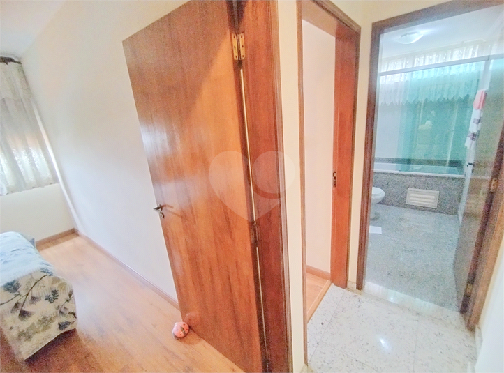 Foto REO1072135