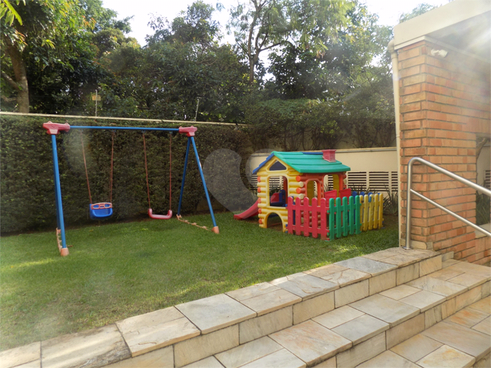 Foto REO1072180