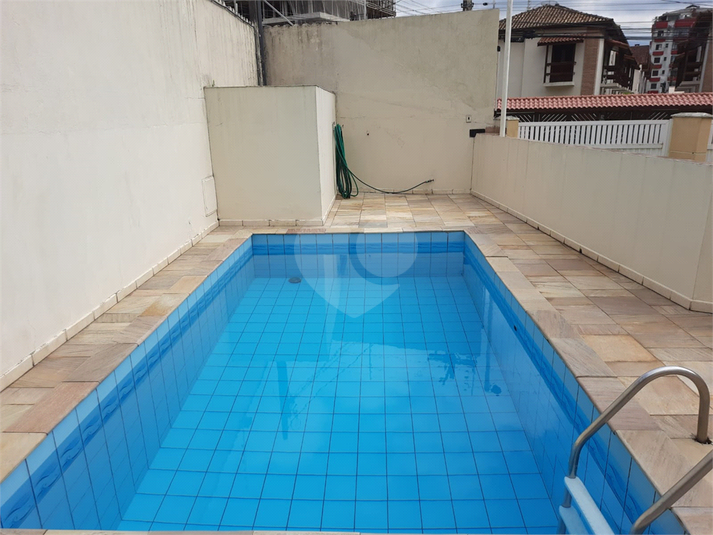 Foto REO1072199
