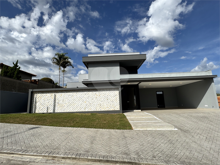 Foto REO1072267