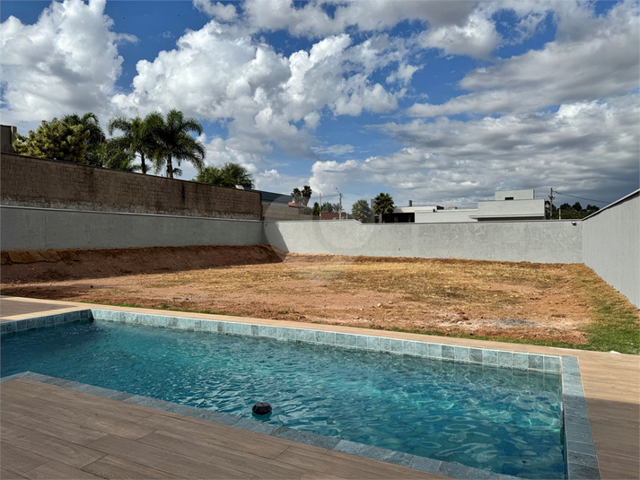 Foto REO1072267