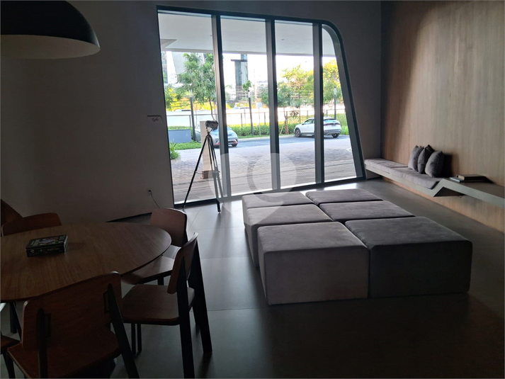 Foto REO1072307