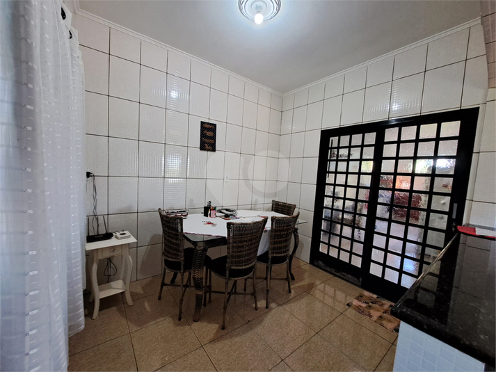 Foto REO1072359