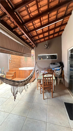 Foto REO1072392