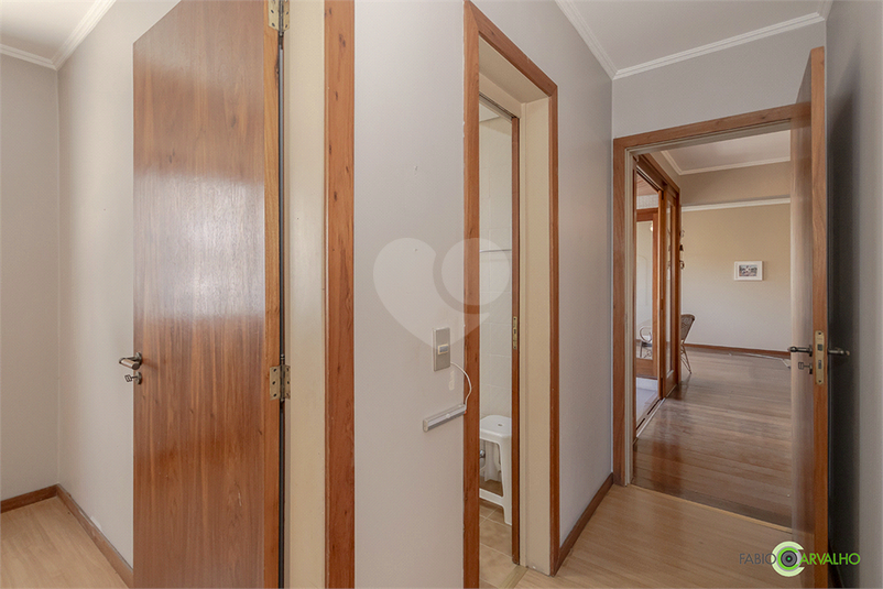 Foto REO1072522