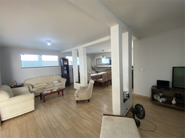 Foto REO1072526