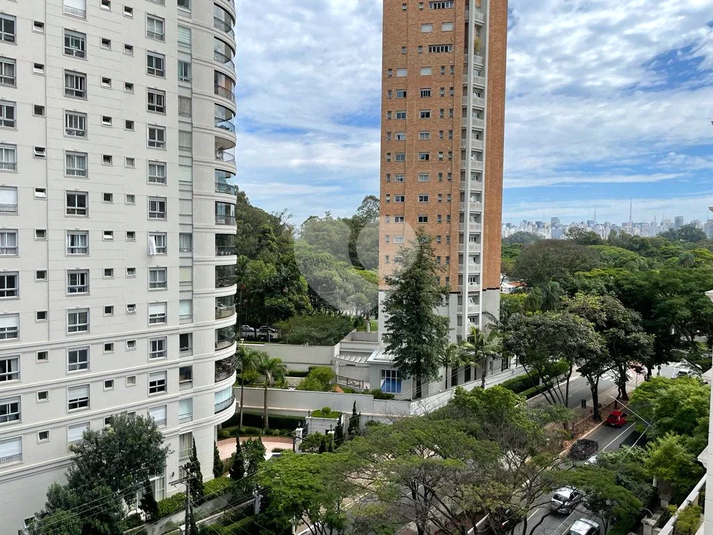 Foto REO1072652