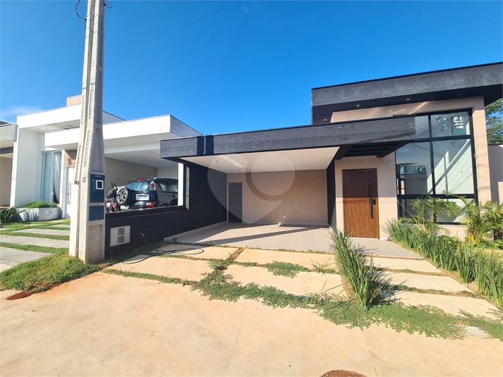 Foto REO1072658