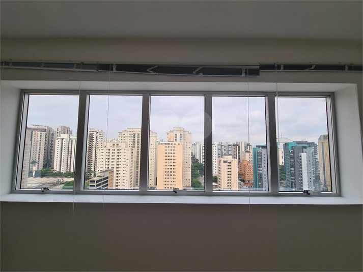 Foto REO1072669