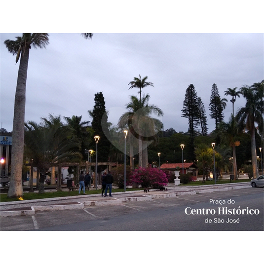 Foto REO1072754
