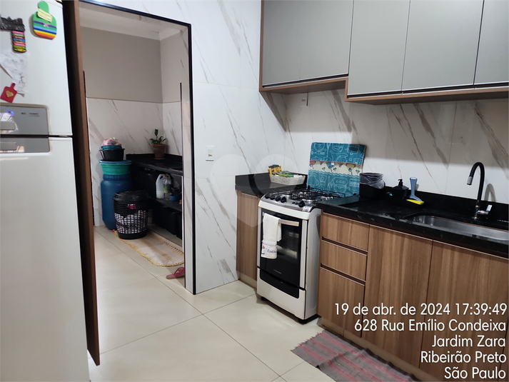 Foto REO1072876