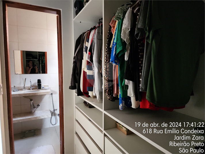 Foto REO1072876