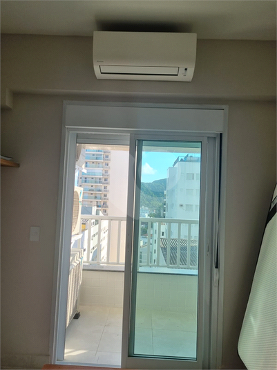 Foto REO1073000