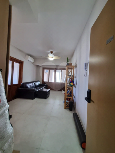 Foto REO1073000