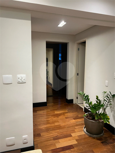 Foto REO1073053