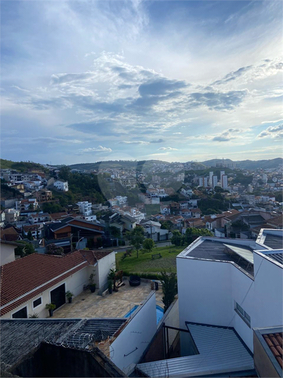 Foto REO1073066
