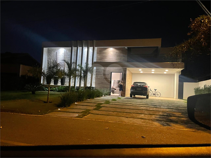 Foto REO1073068